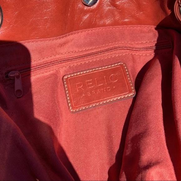 VTG RELIC Rust-Colored Vegan Leather Pocket Hobo Bag - Picture 12 of 13